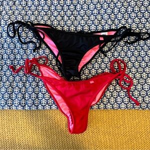 Doll & Co Swimwear Tie-Side Adjustable Scrunch Bottoms, Red & Black